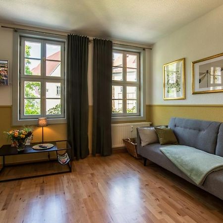Ferienwohnung Am Dom Наумбург Екстериор снимка
