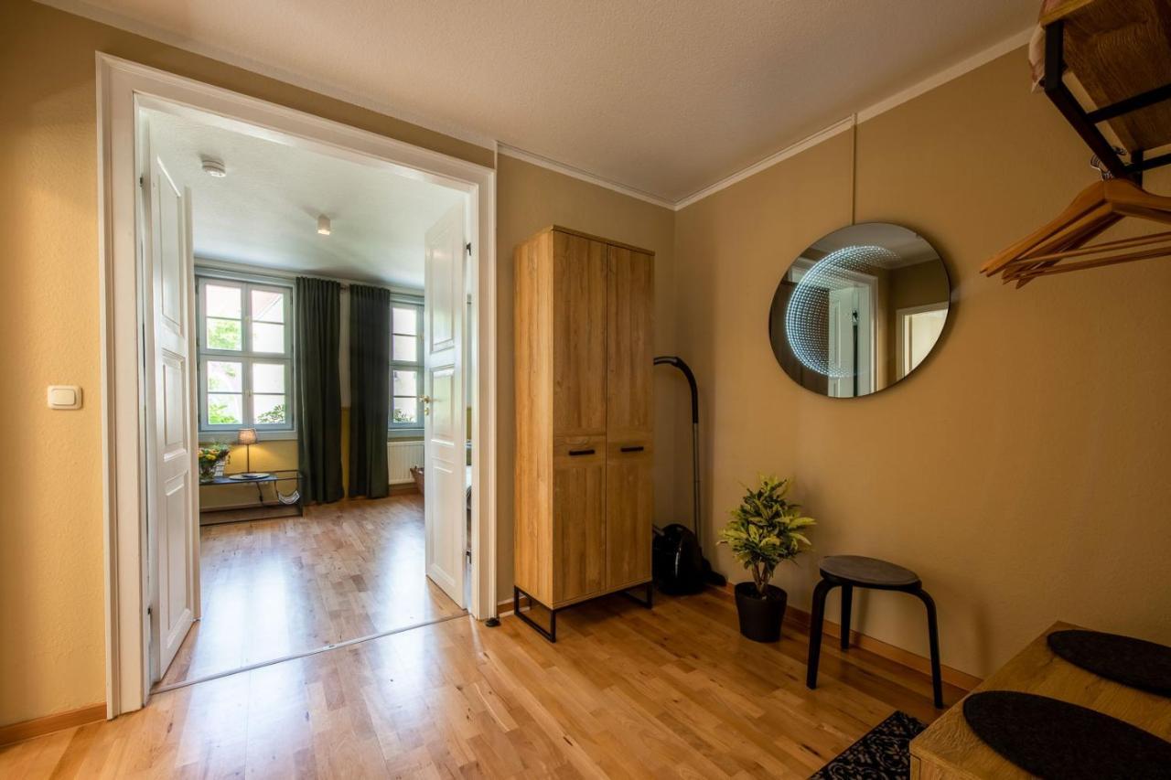 Ferienwohnung Am Dom Наумбург Екстериор снимка